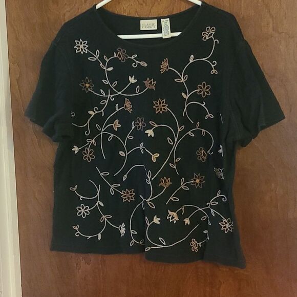 XL (18) Classic Elements Black Short Sleeved Top with Floal front - Picture 1 of 4